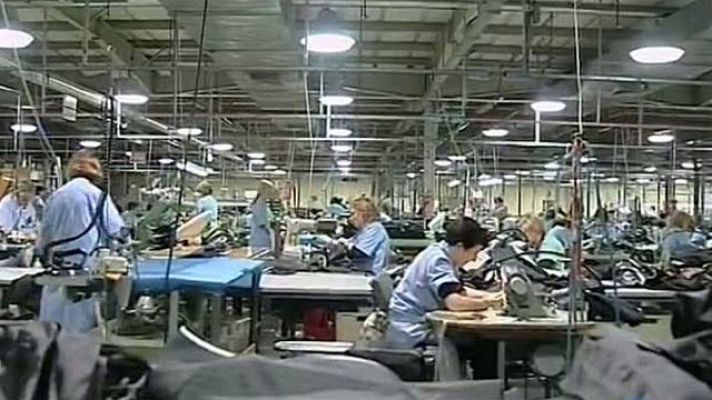 Telediario 1 - Luz verde a la reforma de convenios