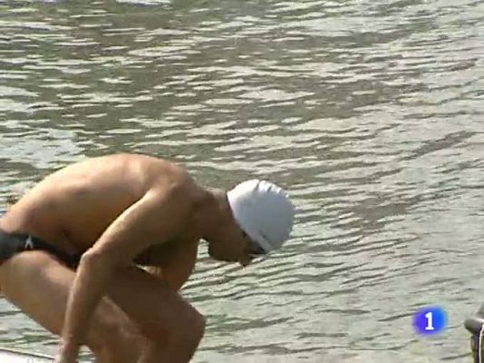 Telediario 1 - Rodear Manhattan, a nado