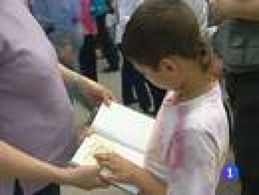 Telediario 1 - Libros infantiles en la Feria