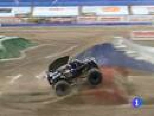 Telediario 1 - Los gigantes del motor