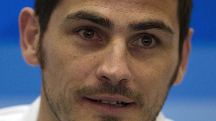 Telediario 1 - Casillas: "El 'Kun' es un gran jugador"