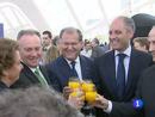 Telediario 1 - Ford invierte en España