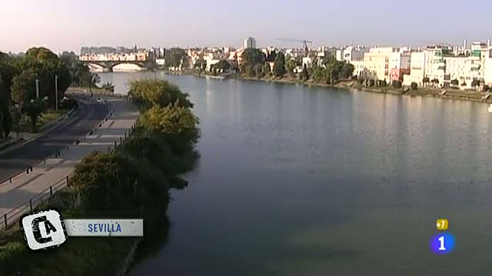 Comando Actualidad - Todo en un día. A la playa, ida y vuelta - Comando Actualidad | Ver