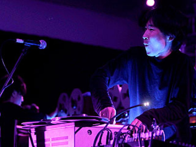 Ha empezado el festival de festivales de la música electrónica.