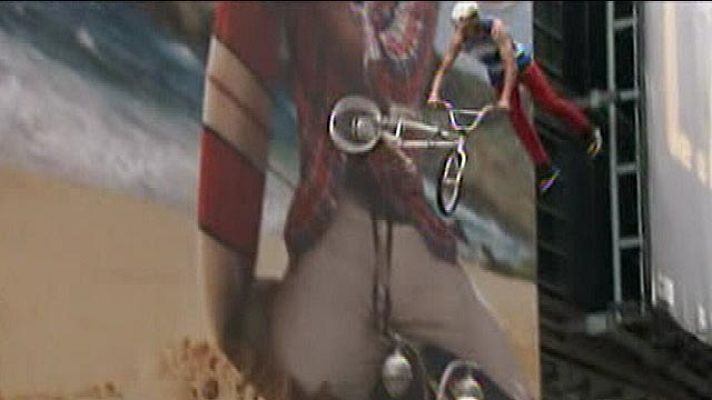  - Skaters y BMX en pleno Times Square