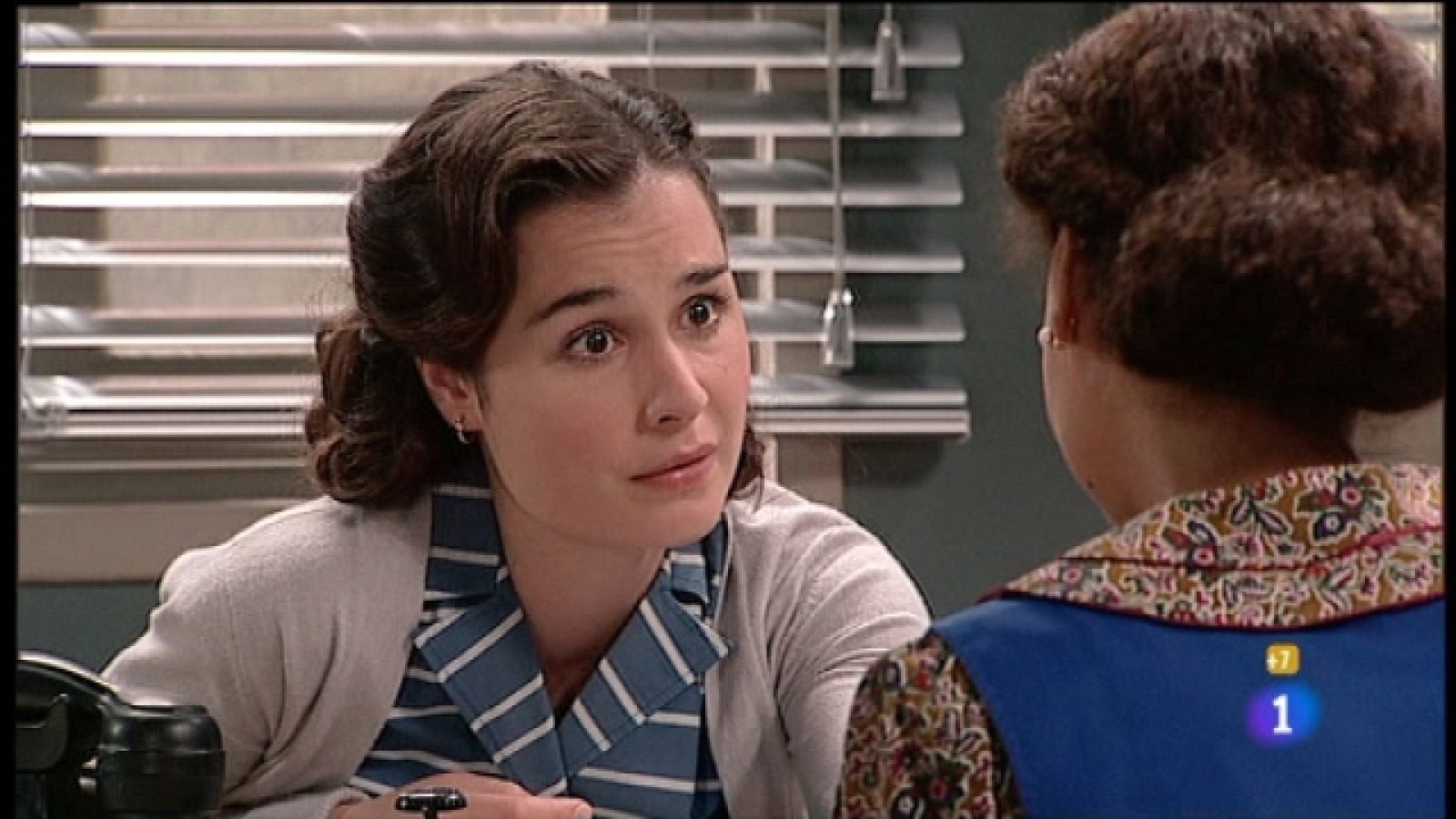 Amar en tiempos revueltos - T6 - Capítulo 205 y 206 - Ver ahora