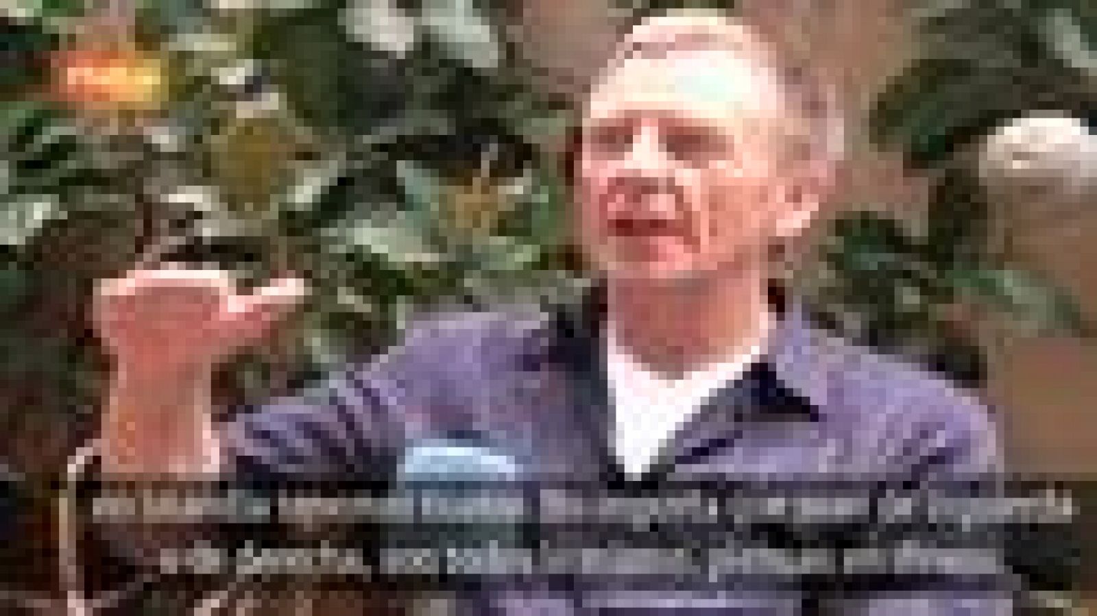 Hördur Torfason aterrizó anoche en Barcelona.