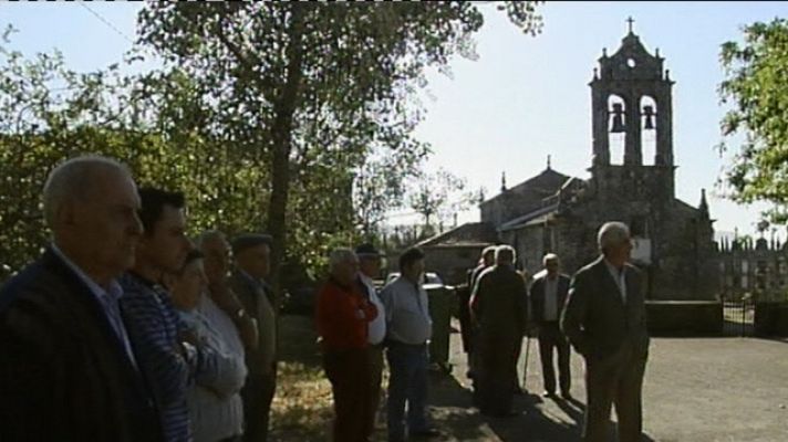 Telediario 1 - O cura, o concejal