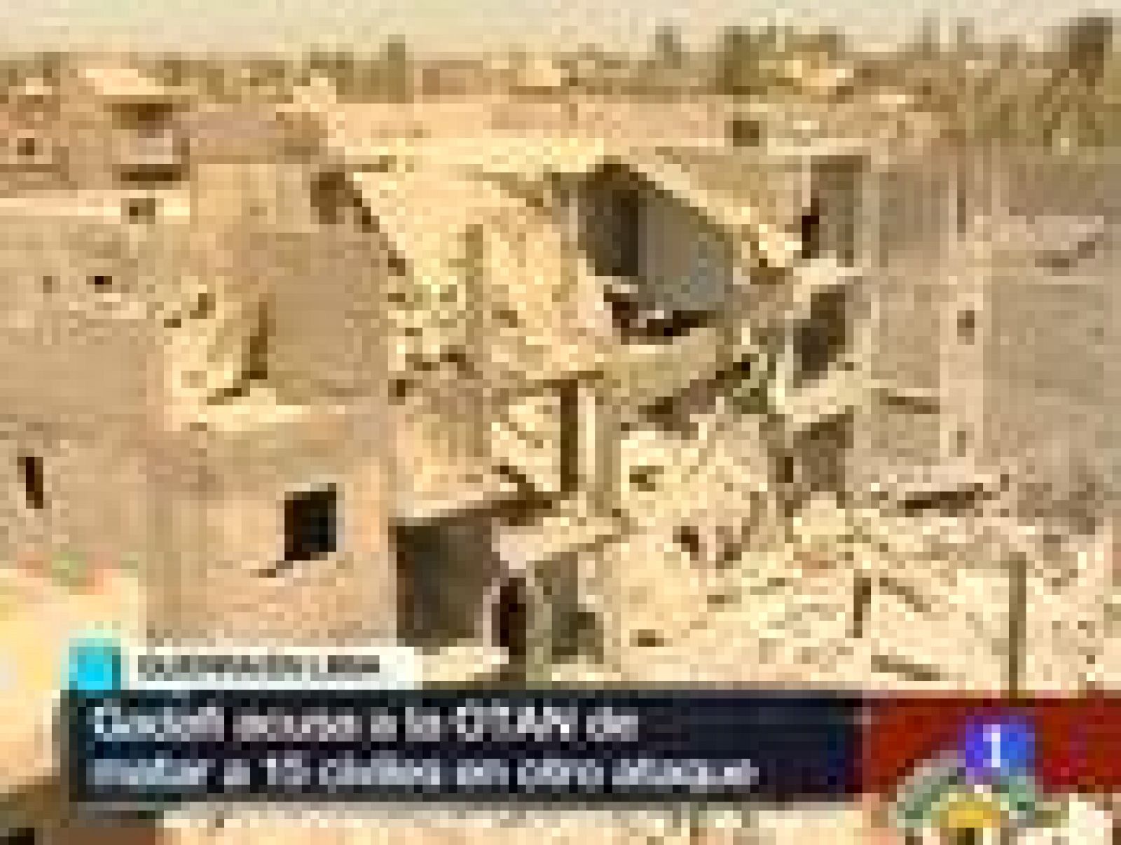  El gobierno de Gadafi ha acusado a la OTAN de matar a 15 personas en un bombardeo al oeste de Trípoli. La Alianza reconoce que ha realizado un ataque en esa zona pero mantiene que iba dirigido contra un centro de mando y control del ejército del rég