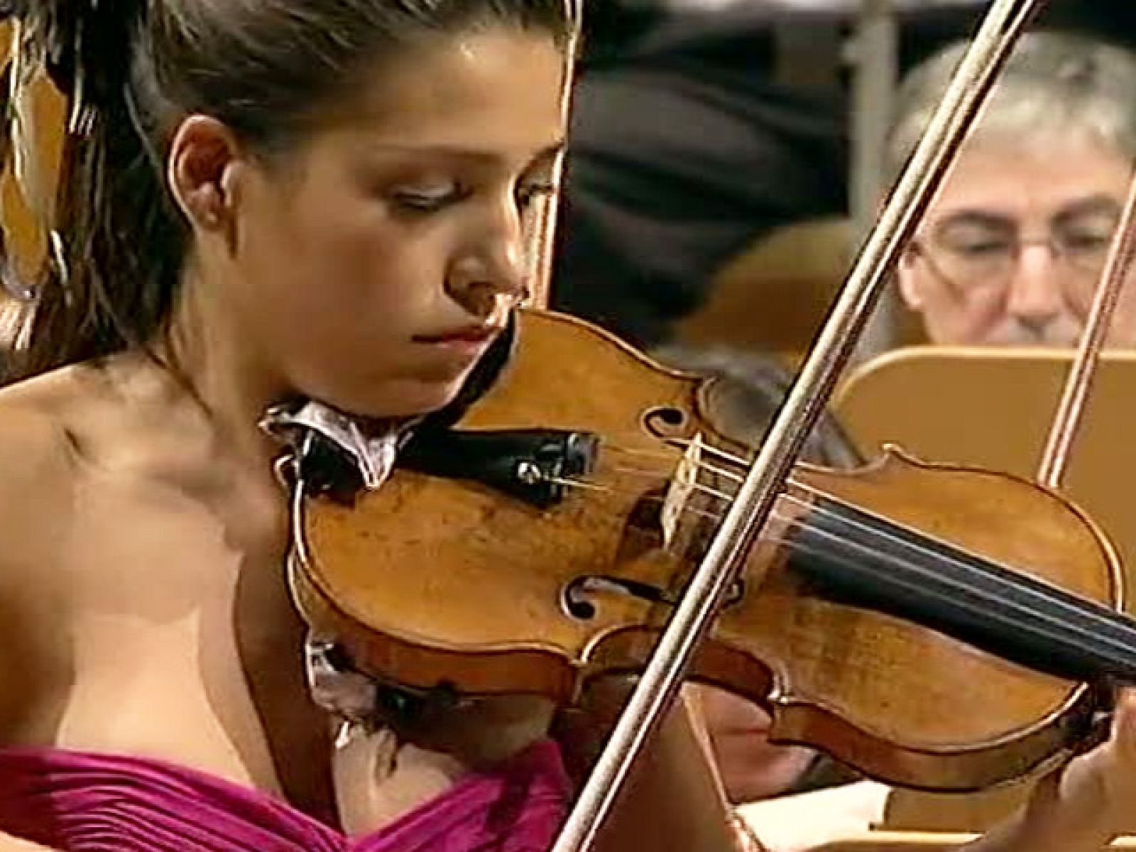 Programa de mano  - Judith Jáuregui: "Quiero desabrochar el corsé a la música clásica"
