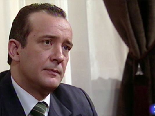 Amar en tiempos revueltos - Andrés: "Te amo desde que te vi"