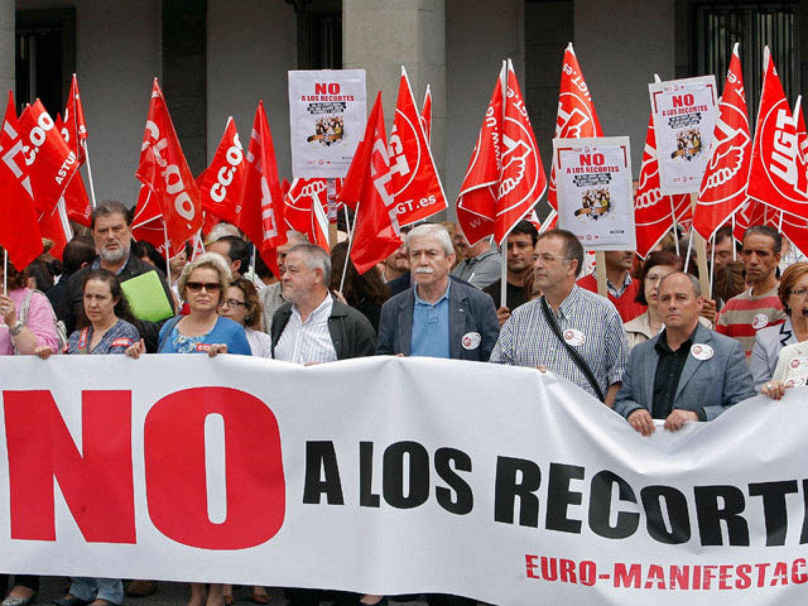 Manifestaciones en varias ciudades españolas contra los recortes sociales en Europa