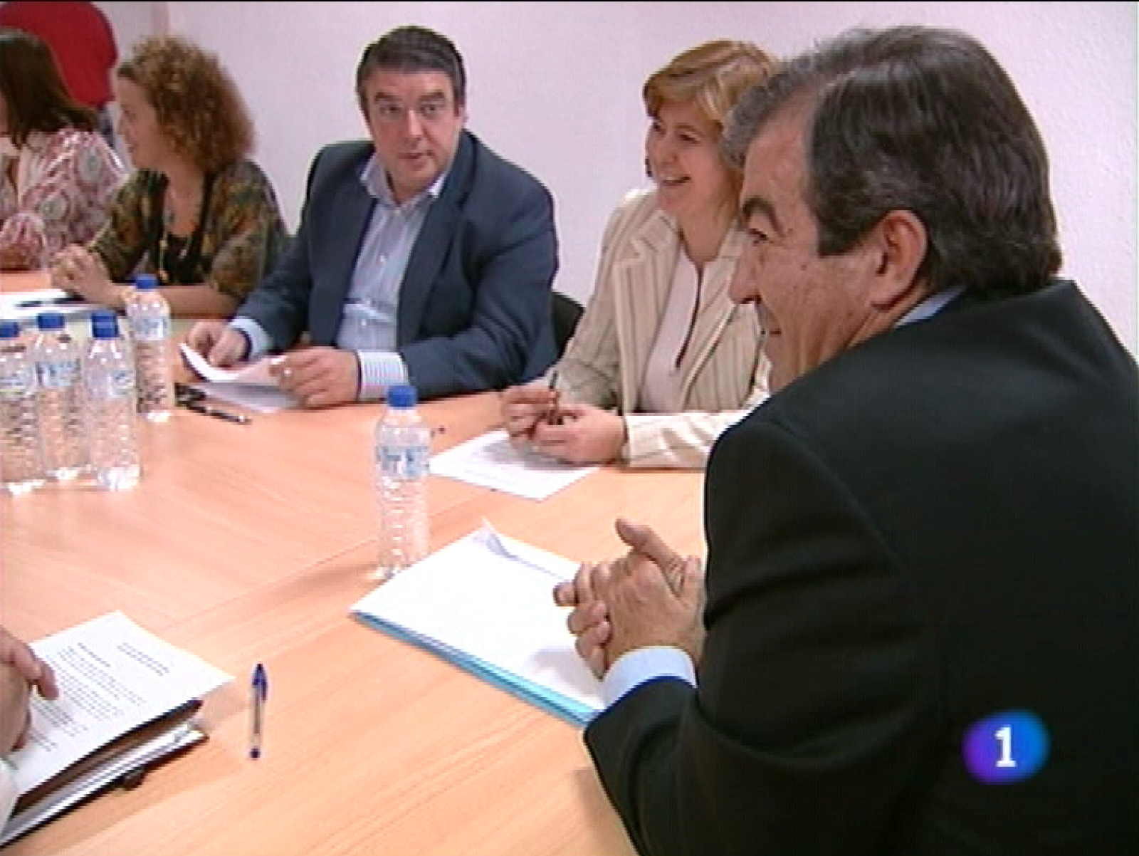 Panorama Regional: Panorama Regional en 2' - 23/06/11 | RTVE Play