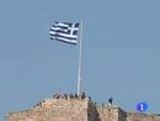 Telediario 1 - Impuesto "solidario" en Grecia