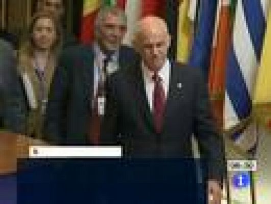 Telediario 1 - Telediario Matinal en 4' - 24/06/11