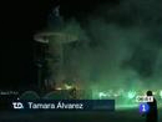 Telediario 1 - La noche de San Juan atrae a decenas de miles de personas a las playas de A Coruña