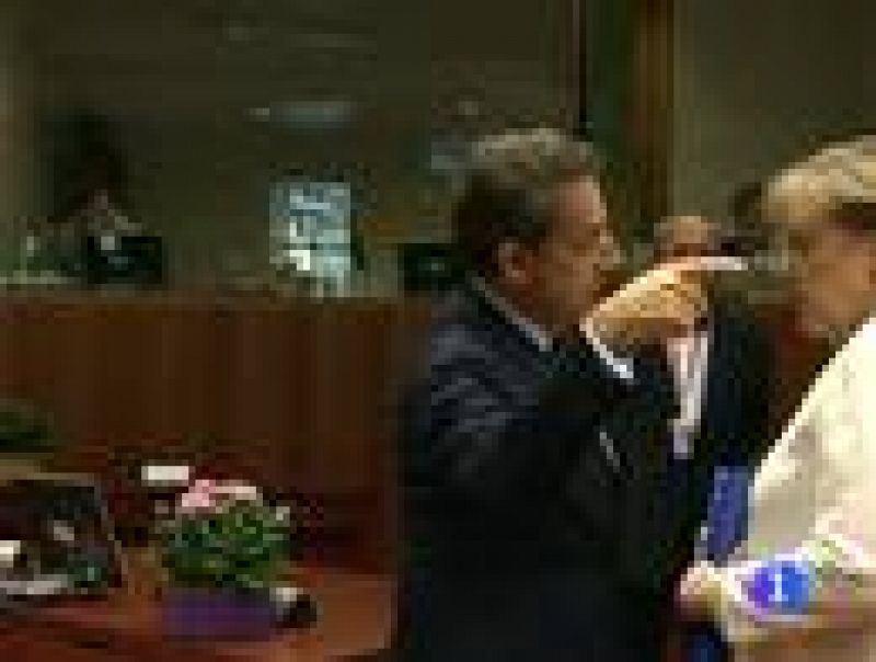  En Bruselas, los jefes de estado y de gobierno dan su respaldo al plan de ajustes de Grecia