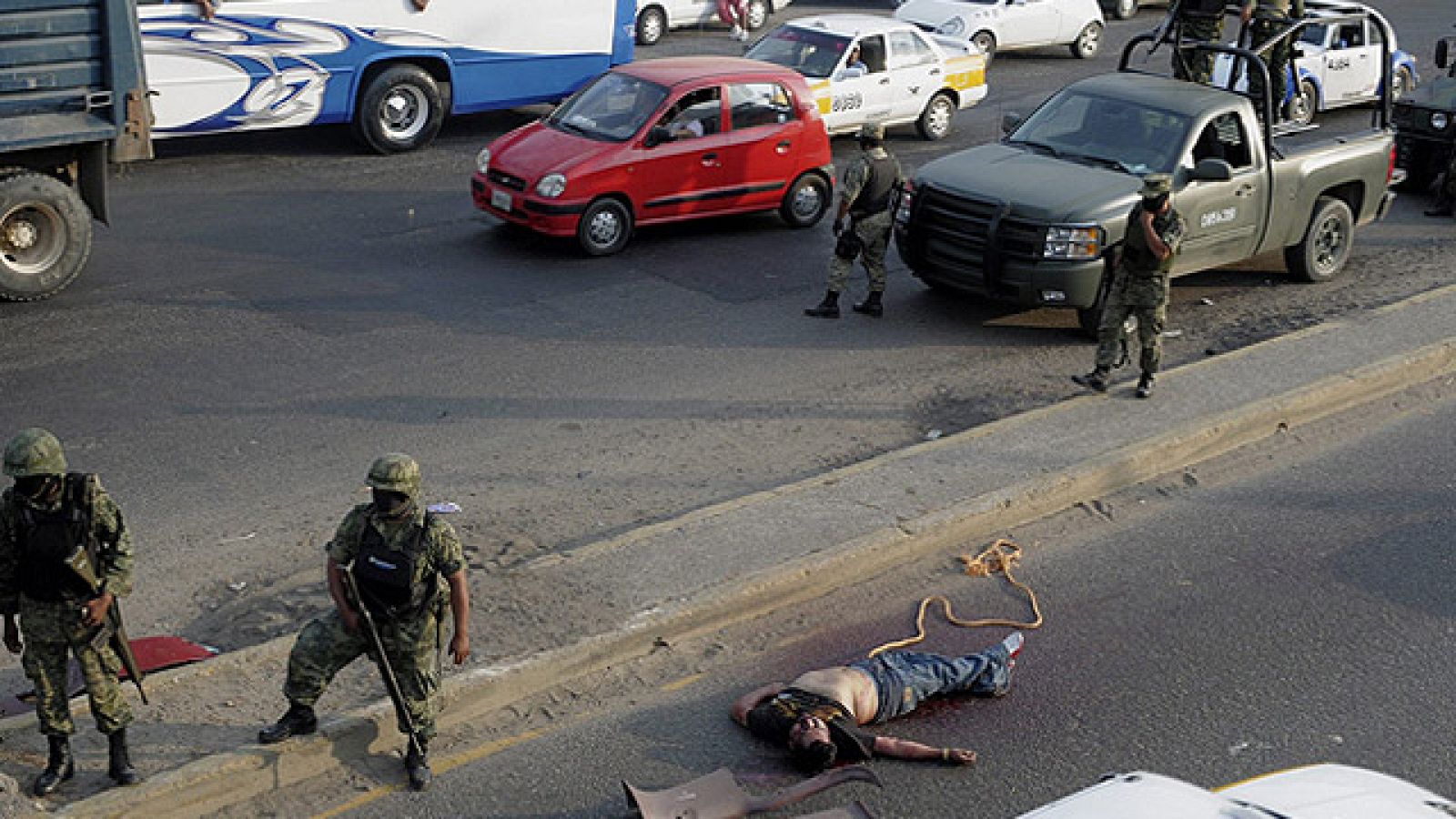 La Noche Temática - Narcotráfico en México. Avance - La noche temática | Ver