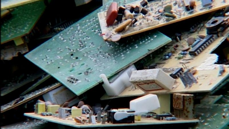 La UE va a prohibir el uso del cadmio en la bisutería, los plásticos y las barras de soldadura