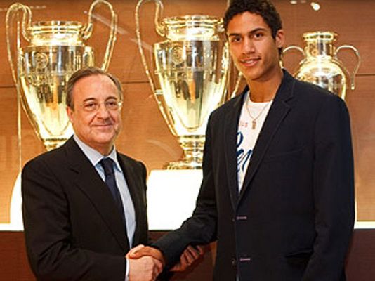Telediario 1 - Varane, nuevo jugador del Madrid