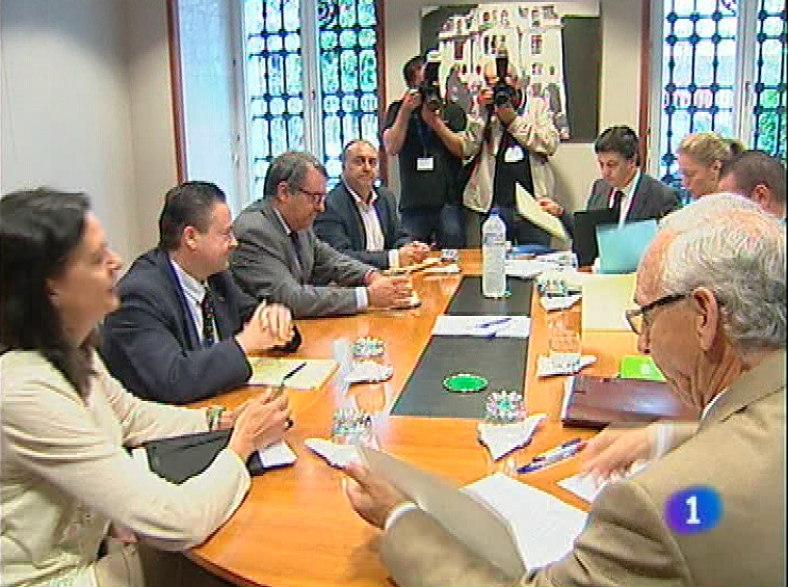 Panorama Regional: Panorama Regional en 2' - 28/06/11 | RTVE Play