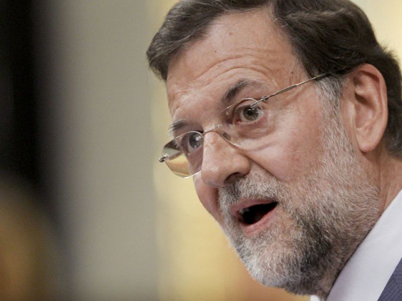Rajoy le desea lo mejor a Zapatero "en lo personal y lo familiar"