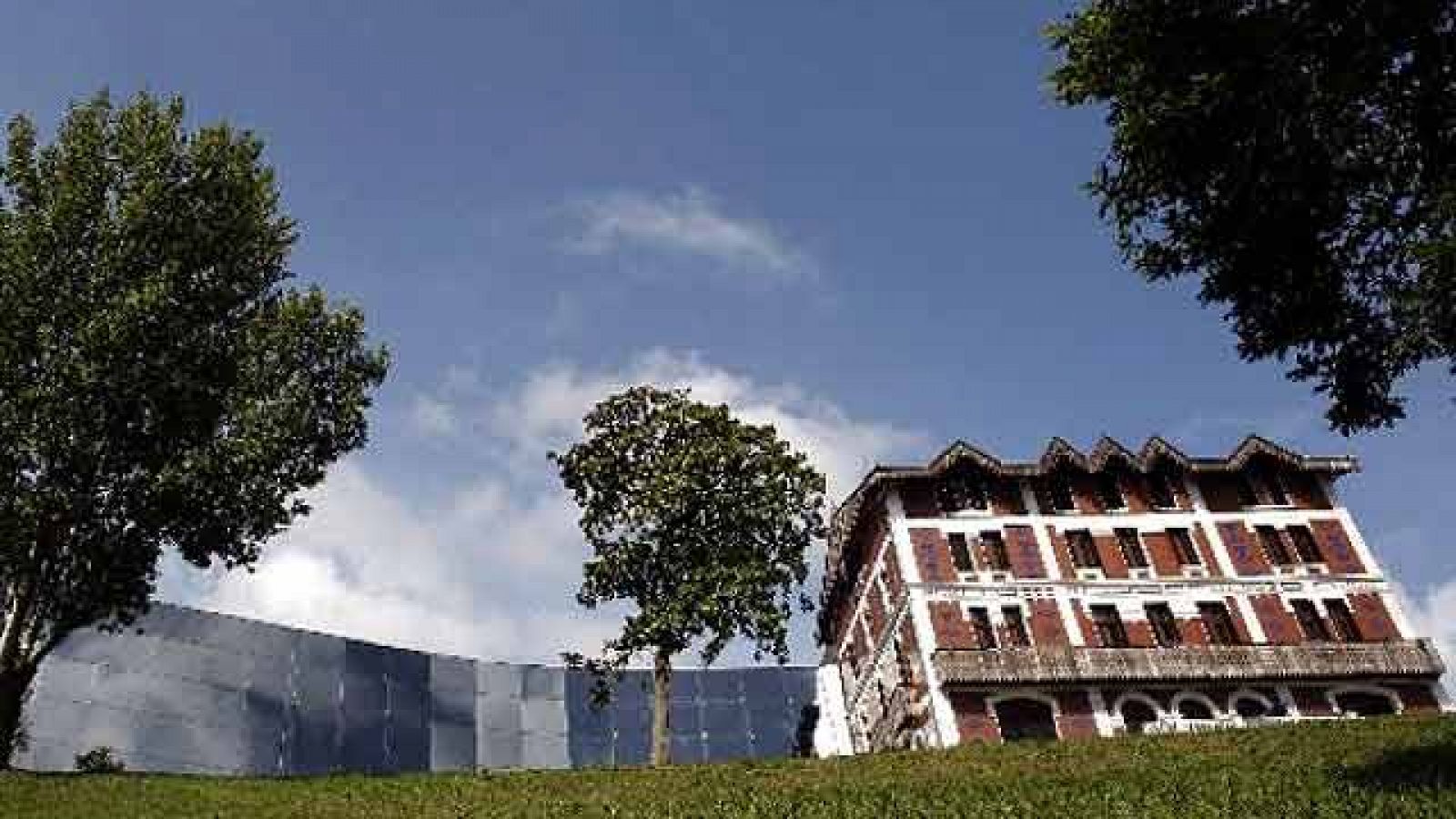 On Off: Museo Balenciaga en Getaria - On Off | Ver