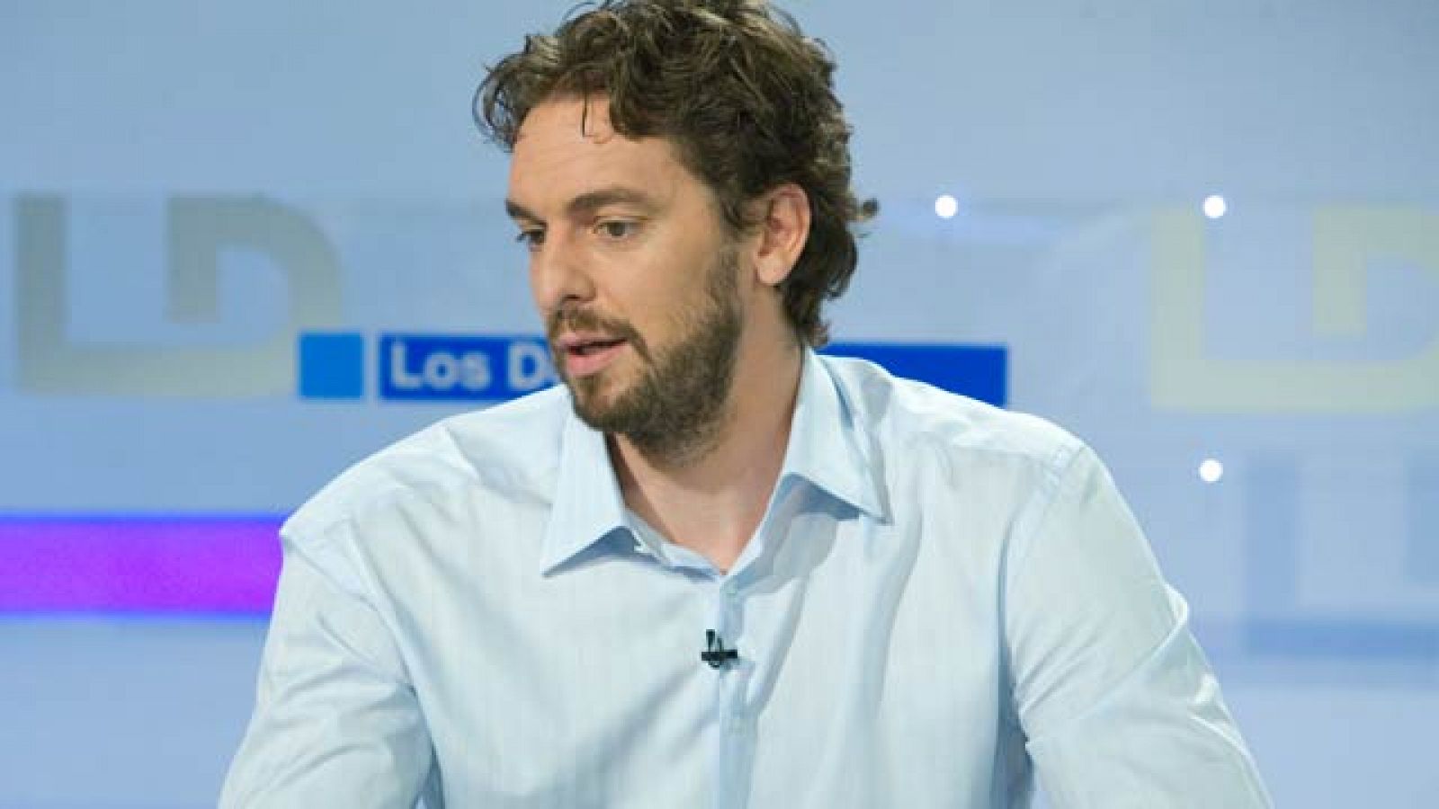 El pivot de los Lakers Pau Gasol ha dicho en Los Desayunos de TVE que "hay que ver cuanto puede durar el cierre patronal para planificar un poco el año".
