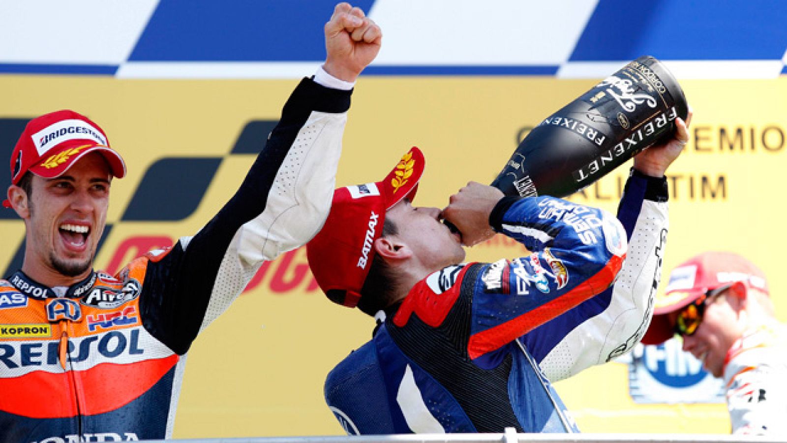 Lorenzo, remontada de campeón | Ver