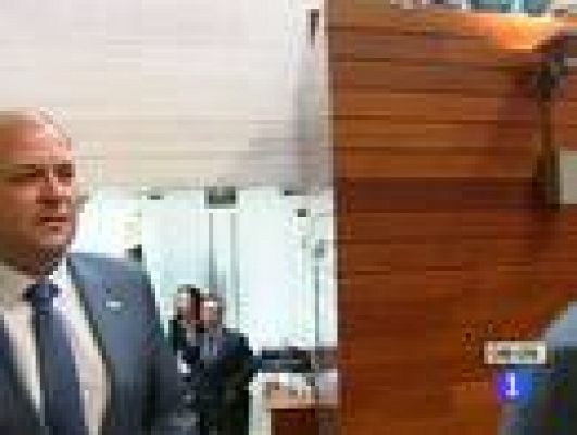 Telediario 1 - Primera votación en la Asamblea extremeña para elegir presidente de la Junta