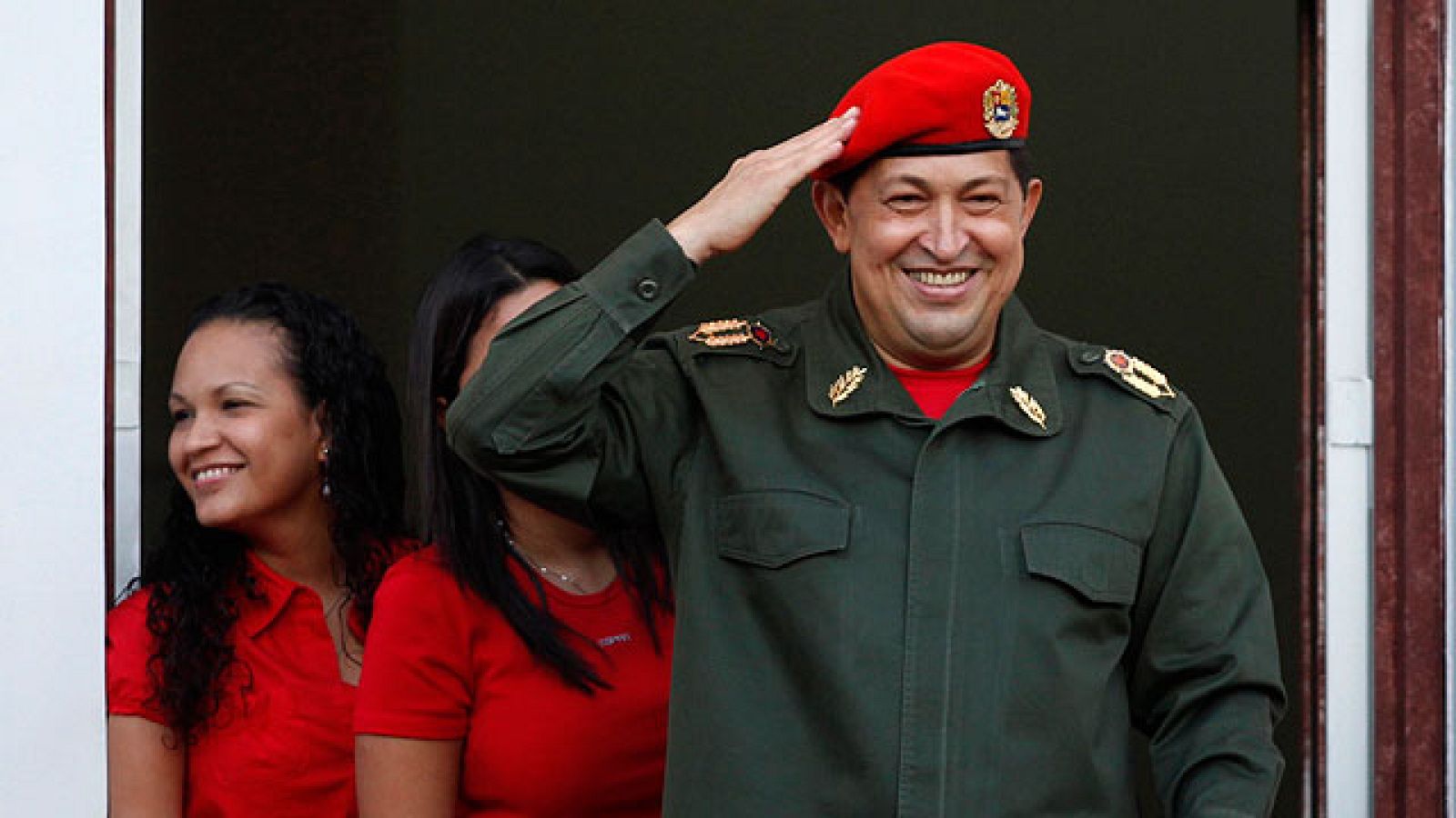   El presidente de Venezuela, Hugo Chávez, ha reconocdio en su primer discurso ante miles de seguidores desde que regresó de su intervención en Cuba que aún no ha ganado la batalla que libra contra el cáncer, pero ha asegurado que vencerá a la enfermedad junto al pueblo venezolano.