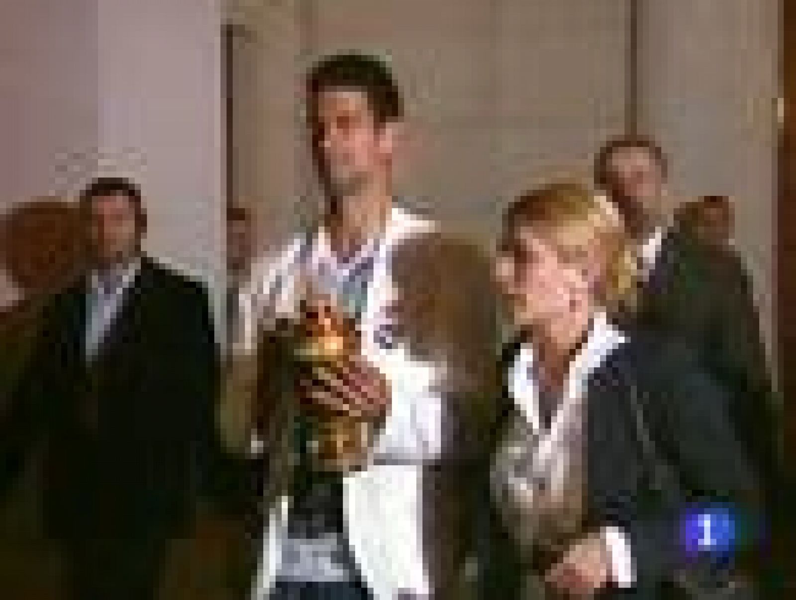 Djokovic celebra Wimbledon en Serbia 