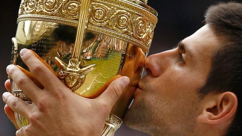 Djokovic celebra Wimbledon en Serbia 