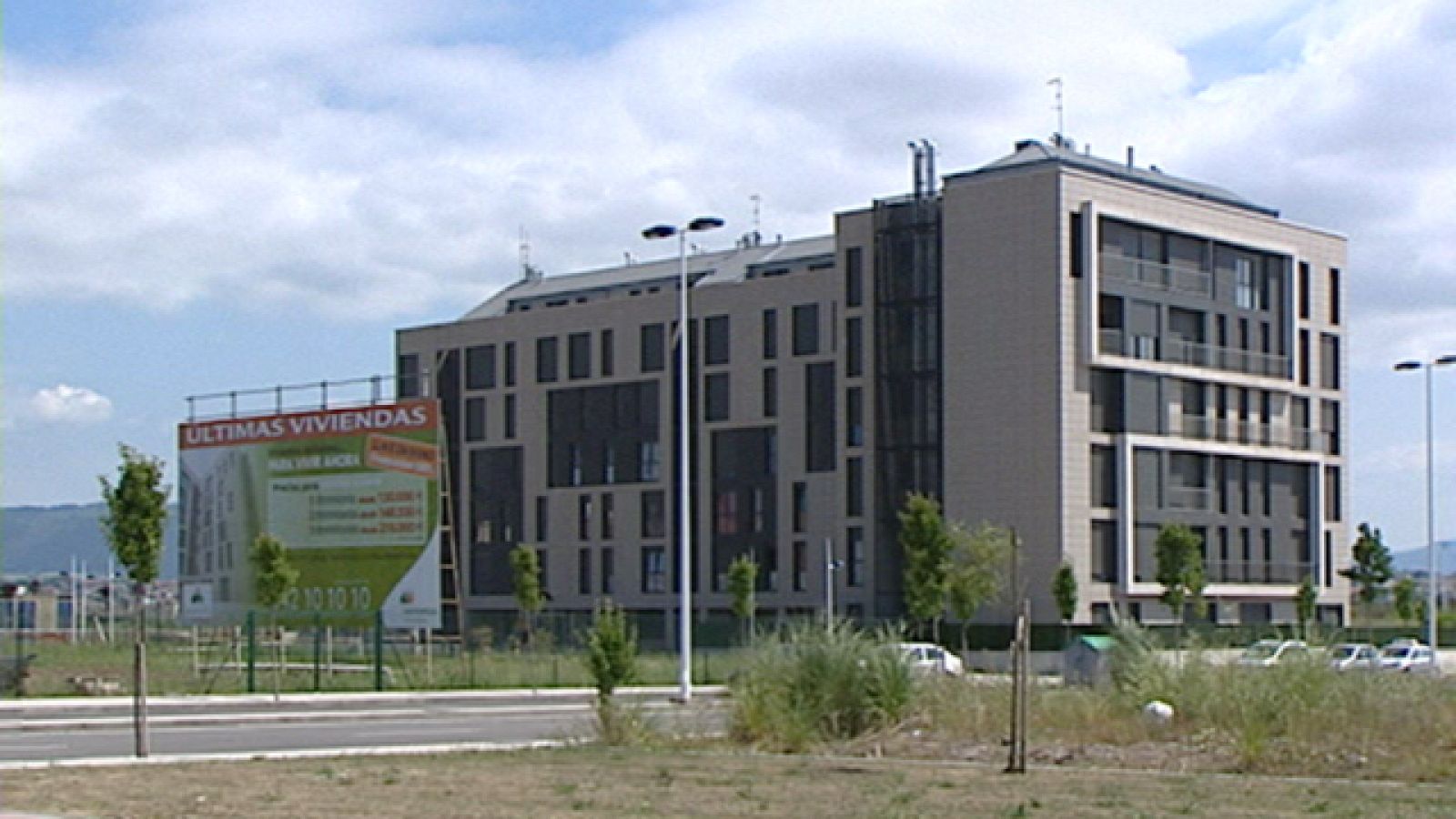 Aumentar las ventas de pisos a extranjeros, una sálida al stock de casas nuevas