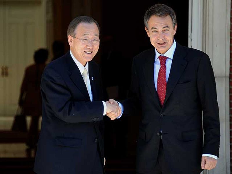  Zapatero y Ban Ki-moon reflexionan sobre los Objetivos del Milenio en La Moncloa