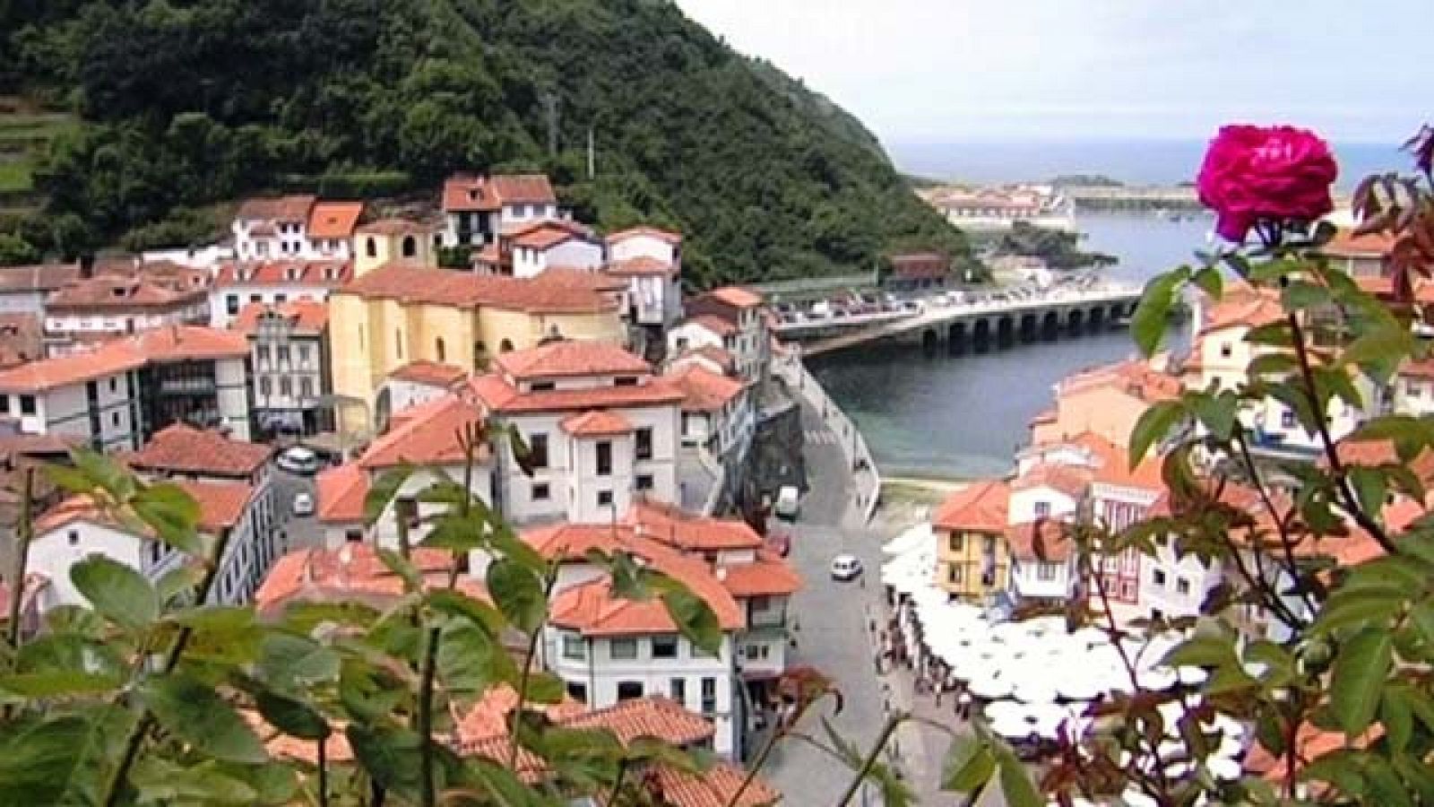 Comando Actualidad - Como mi pueblo, ninguno - Cudillero