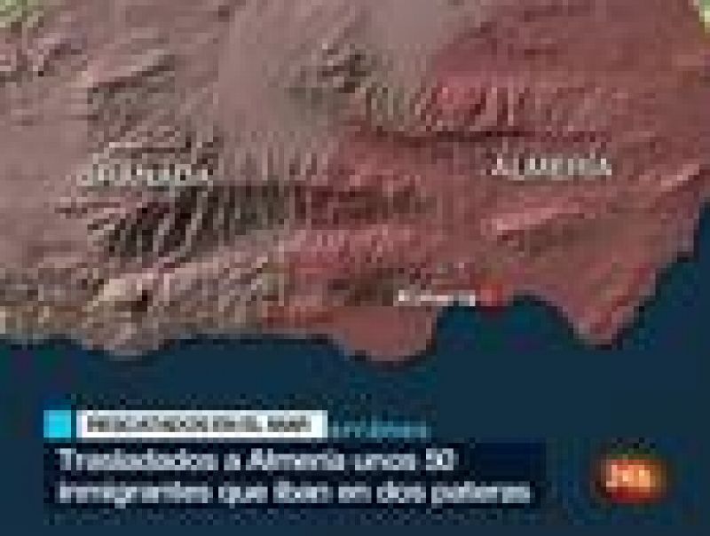 Llegan a Almería los 41 inmigrantes interceptados