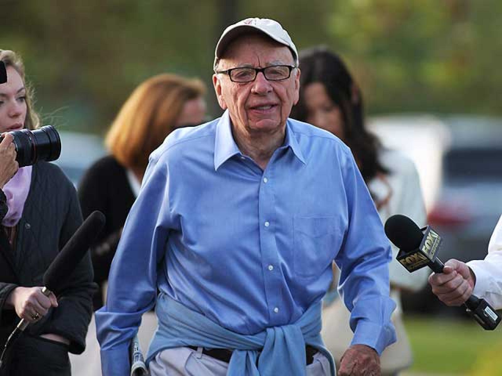 Rupert Murdoch cierra el 'News of the World' por el escándalo de las escuchas telefónicas