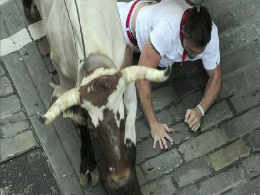 RNE te narra el segundo encierro de San Fermín 2011 en imágenes