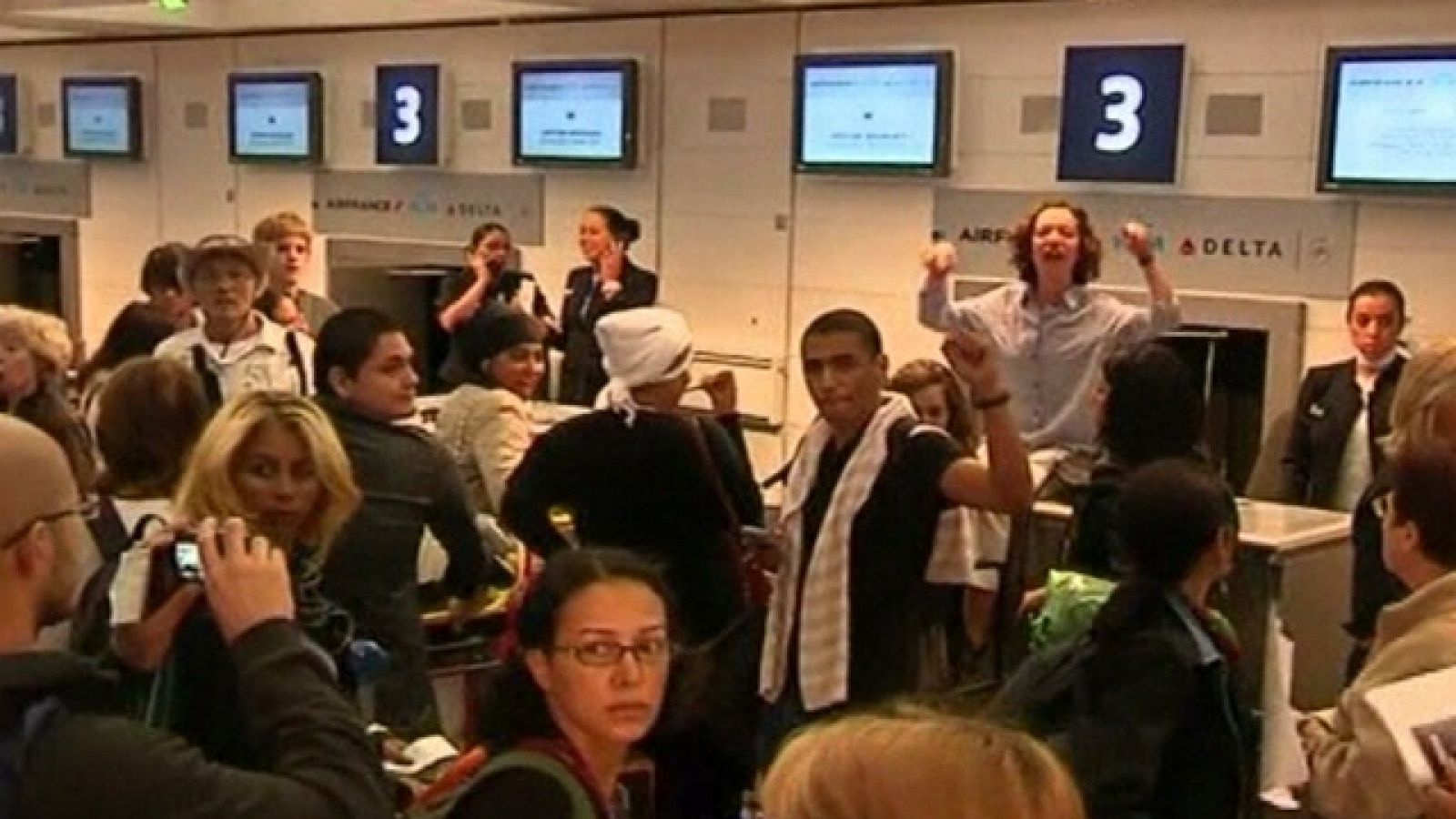 Activistas propalestinos protestan en varios aeropuertos europeos contra la política israelí