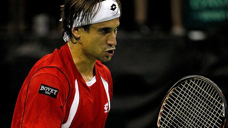 Las victorias de Feliciano López y David Ferrer en los primeros duelos individuales de los cuartos de final de la Copa Davis han puesto a España a un punto del pase.