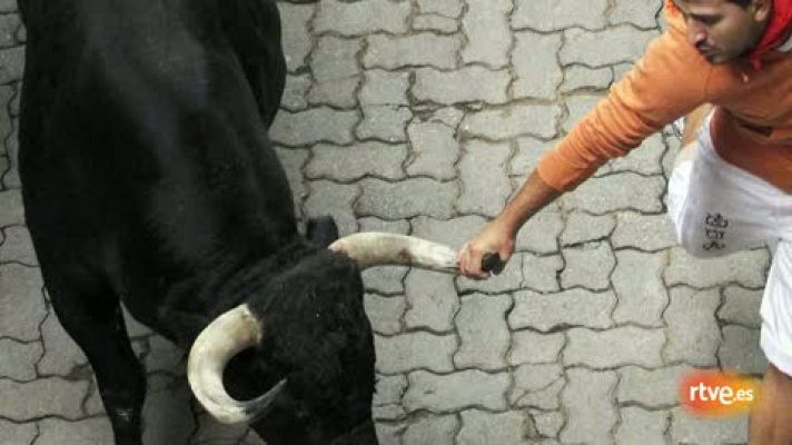 San Fermín - RNE te narra el tercer encierro de San Fermín 2011 en imágenes