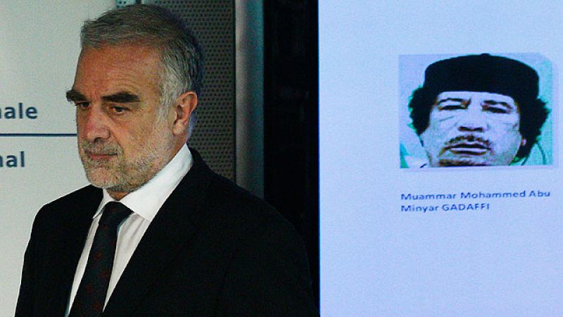  Informe Semanal: Un banquillo para Gadafi