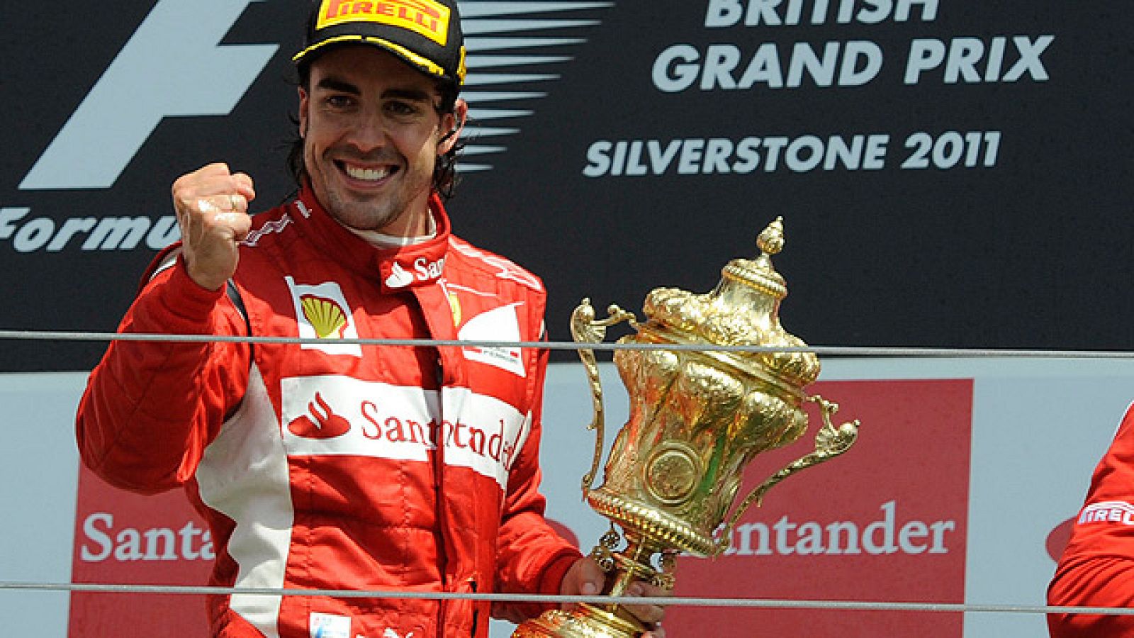 Fernando Alonso gana en Silverstone