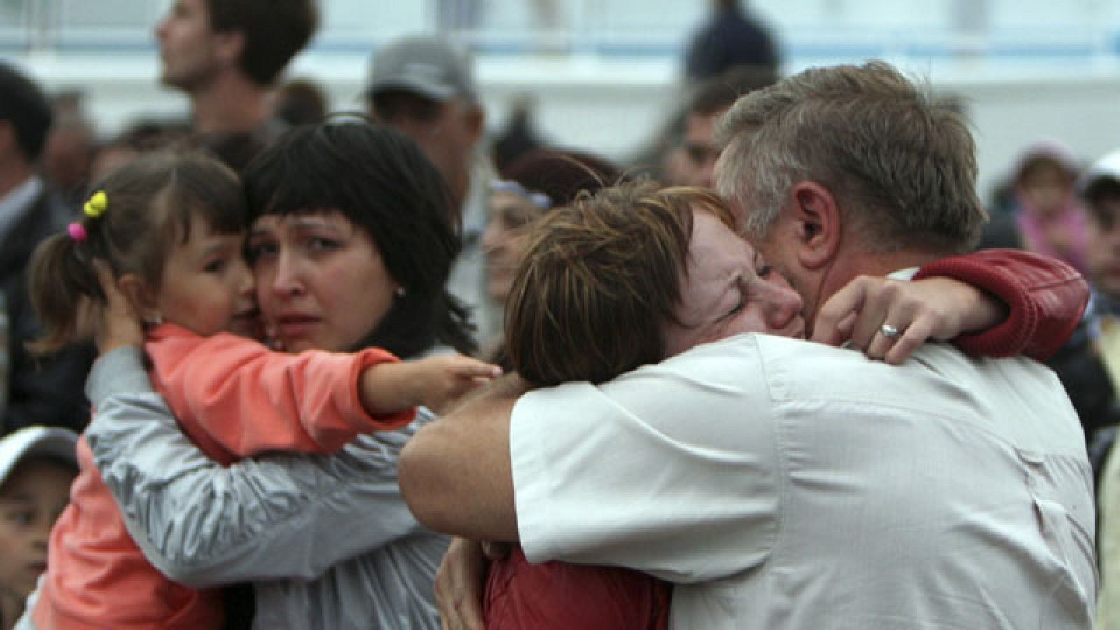 Hallan cerca de 110 cadáveres en el interior del barco hundido en el Volga en Rusia