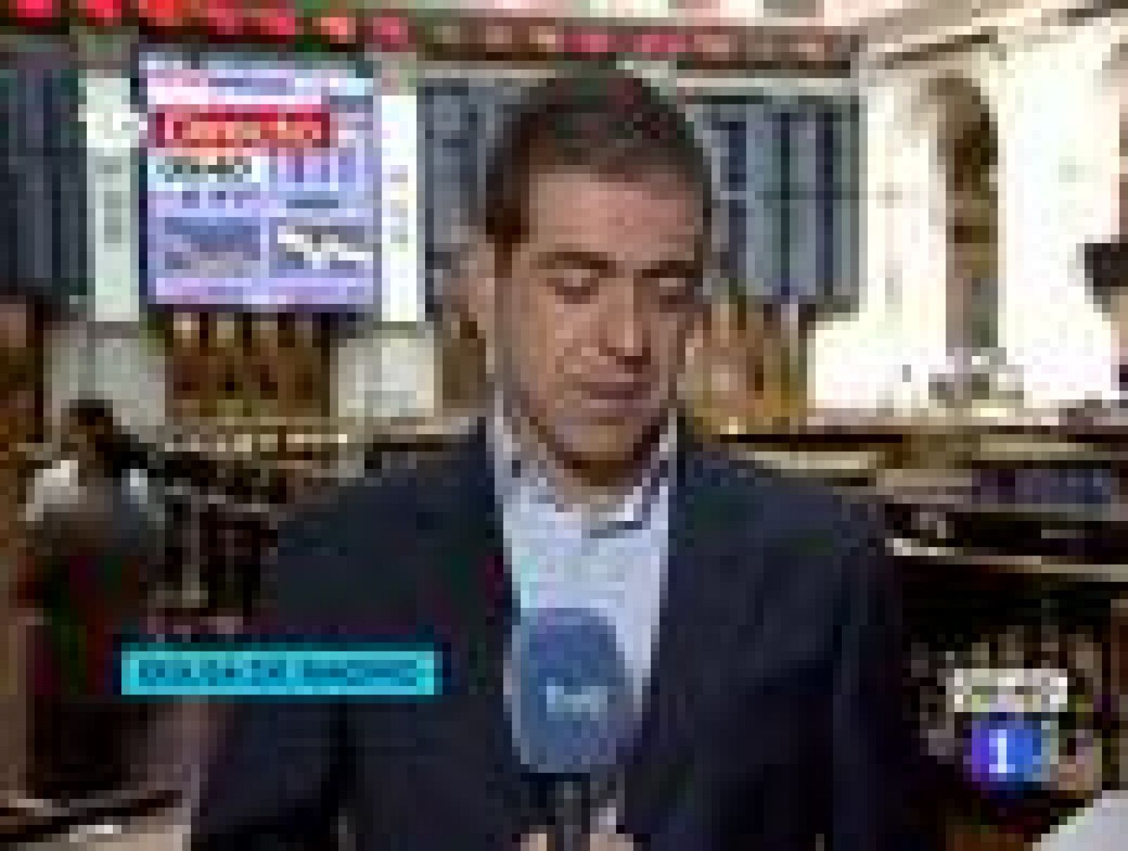 La deuda supera los 300 puntos y baja la Bolsa | Ver