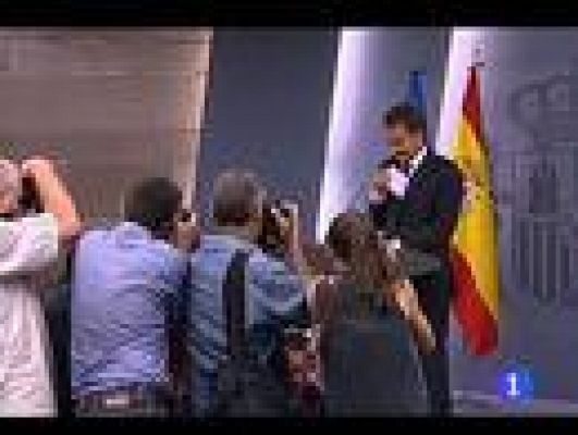 Telediario 1 - Zapatero pide "una respuesta europea" ante la presión de los mercados