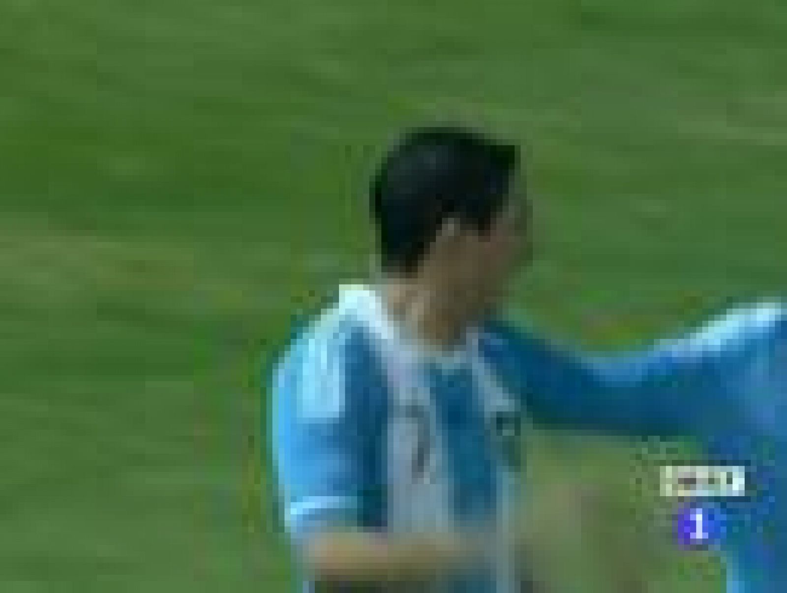 La selección argentina se ha clasifuicado para cuartos de final de la Copa América tras vencer por 3 goles a cero a Costa Rica tras un gran partido de Messi.