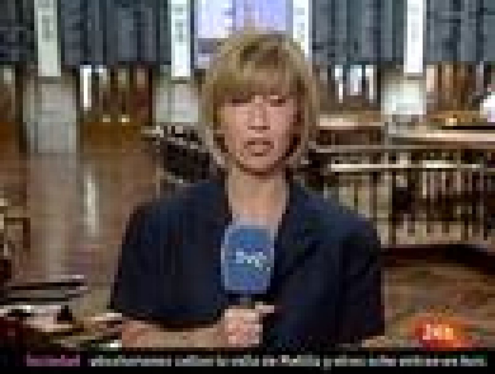 La Bolsa baja mientras la deuda bate récords | Ver