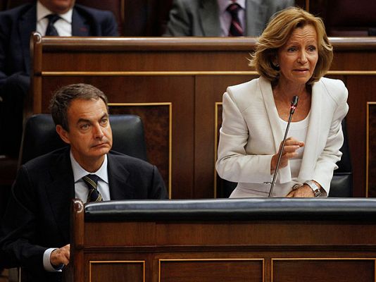  - Salgado tiende la mano a Saénz de Santamaría, que cree que Zapatero está de salida